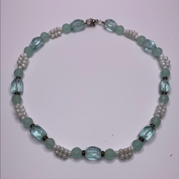 ♥️SALE! 3for$15 Aqua and White Beaded Necklace 15” - Picture 3 of 5